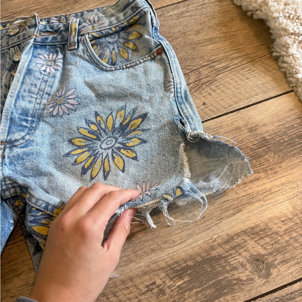 Free People Shorts - Picture 4 of 5